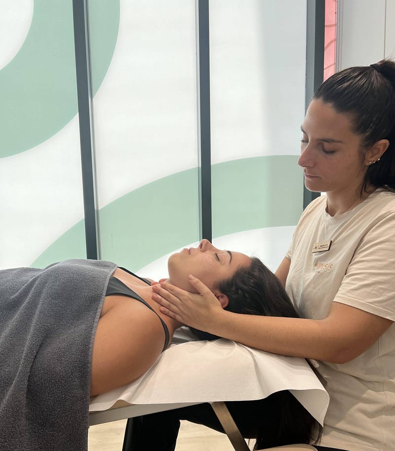Best physiotherapy at Kinesis Clinic Dubai.